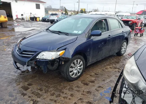 2013 Toyota Corolla Le z USA, uszkodzony, nr VIN 2T1BU4EE0DC974906